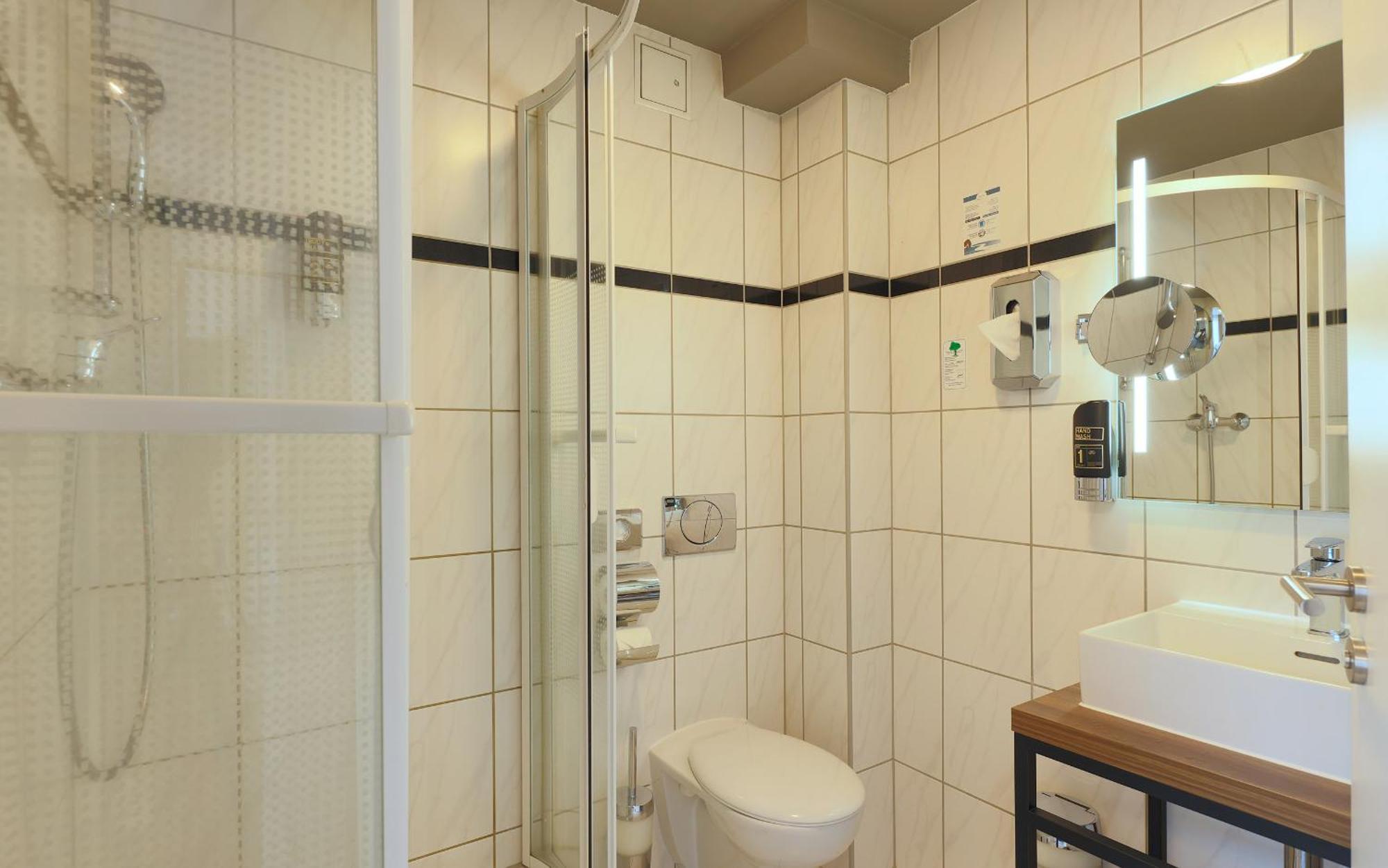 Trip Inn City Hotel Гисен Экстерьер фото